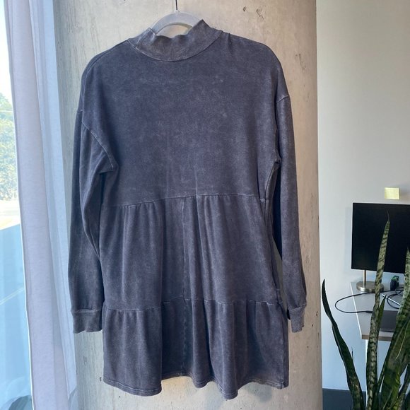 Wild Fable | Sweatshirt Dress Tiered Hemline Mock Turtleneck Black | Size: Small - Picture 3 of 4